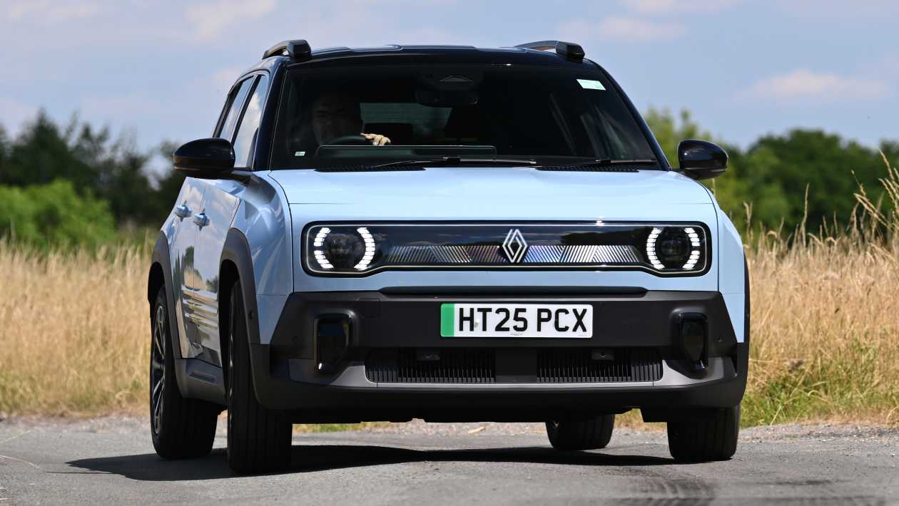 Car Deal of the Day: get your retro kicks with the Renault 4 for just £146 a month | Auto Express